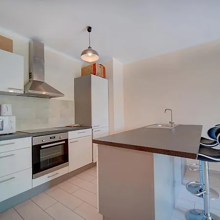 Immogroom - Central - Ac - Terrace - Near Shops * Cannes