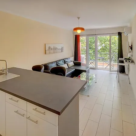 Immogroom - Central - Ac - Terrace - Near Shops Apartment Cannes